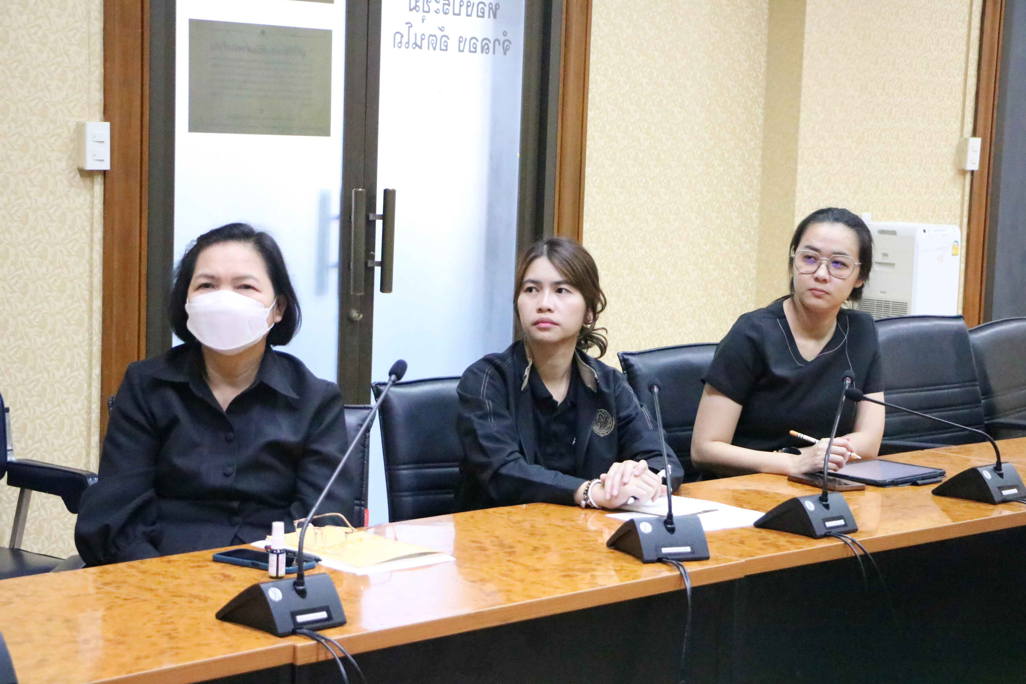 title - ส.ป.ก. ประชุมติดตามการฝึกอาชีพของนักศึกษาภายใต้ความร่วมมือโครงการผลิตและพัฒนากำลังคนคุณภาพสูงเพื่อรองรับอัตราที่ขาดแคลนตามความต้องการของส่วนราชการ (สาขาวิชาเทคนิควิศวกรรมสำรวจ)